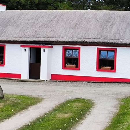 Biddys Cottage Culdaff Eksteriør billede