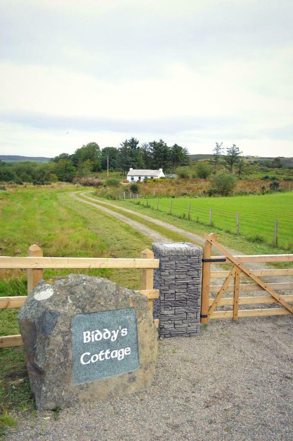 Biddys Cottage Culdaff Eksteriør billede
