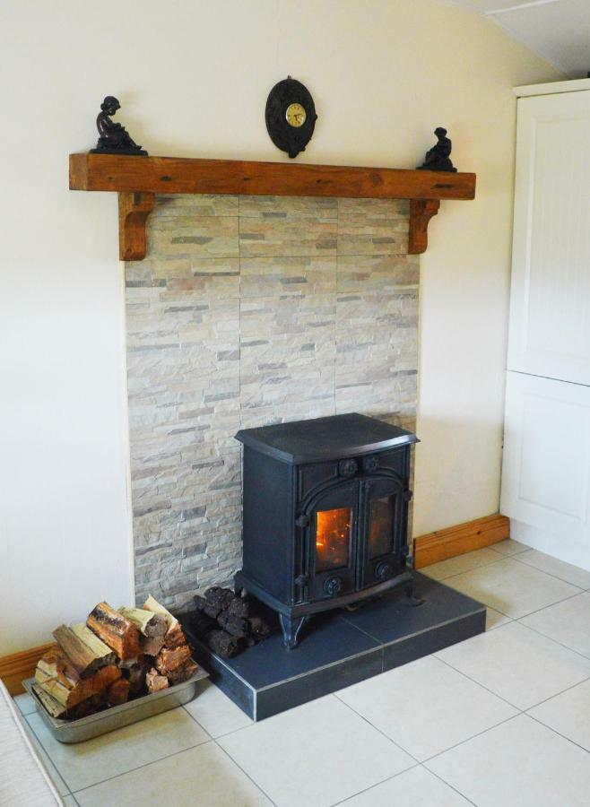 Biddys Cottage Culdaff Eksteriør billede